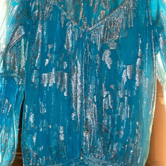 Cache blouse - Picture 1 of 7